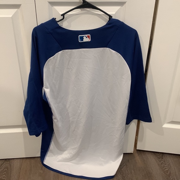 Los Angeles Dodgers shirt - Picture 2 of 3